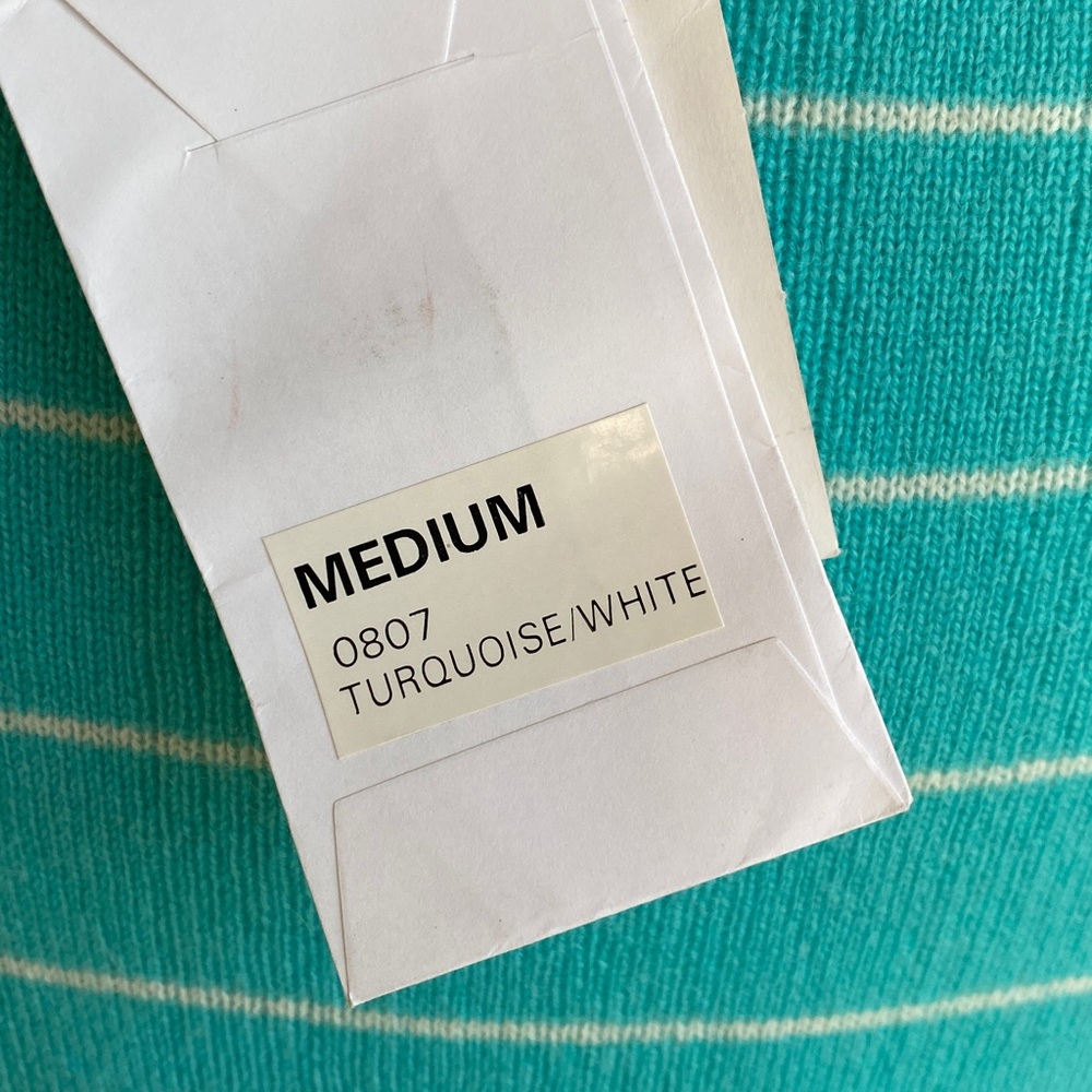 VTG Deadstock 100% Cashmere V-Neck Sweater Sutton Studio Bloomingdale’s - Picture 6 of 11